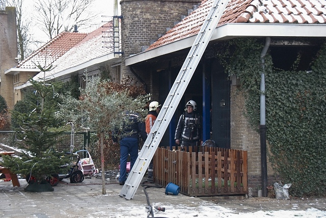 2009/350/20091231a001  Binnenbrand  HM Dijklaan.jpg